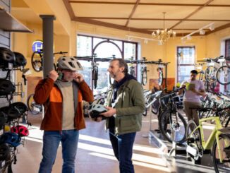 Come scegliere la bici perfetta: dalle e-bike pieghevoli alle city bike eleganti