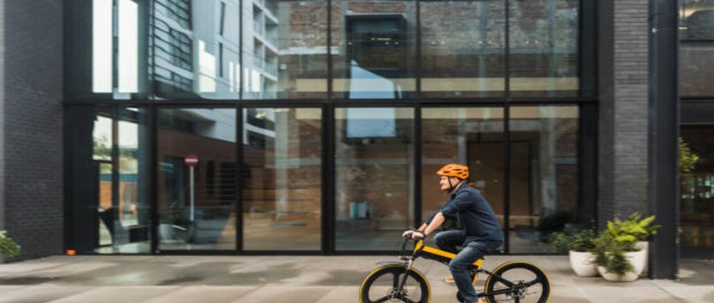 Rush: la bicicletta pieghevole che rivoluziona il ciclismo urbano 2025