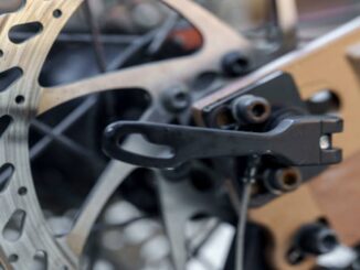 Ottieni la massima potenza frenante e controllo con i ricambi per mountain bike e il display LCD per e-bike