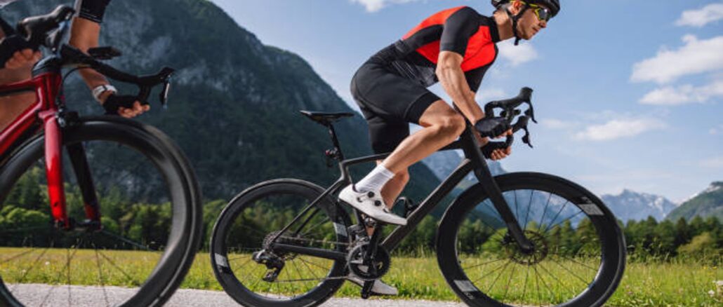 Pedala come un professionista: noleggia la tua bici da corsa oggi!