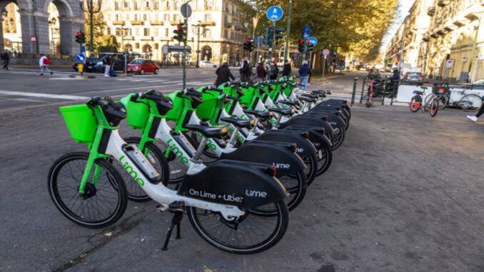 La rivoluzione delle due ruote a Torino: scopri la bicicletta lanciata nel 2025