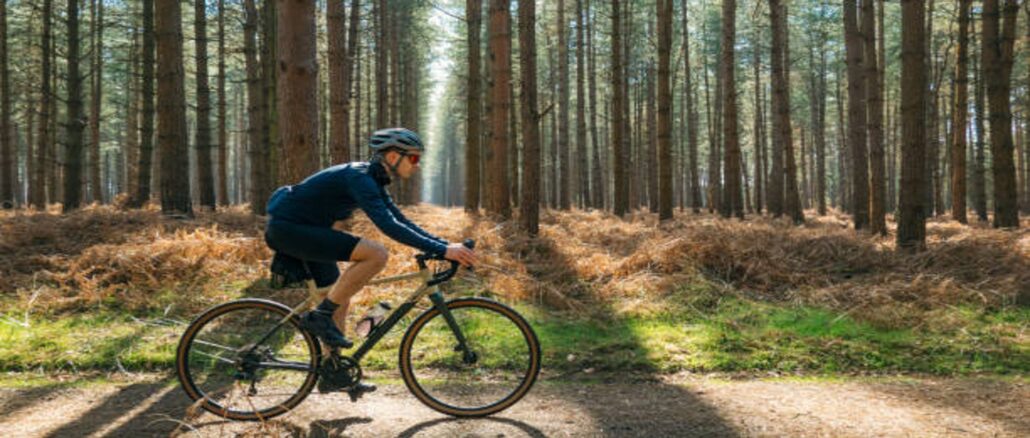 Gravel o strada? La guida definitiva alle bici più innovative del momento