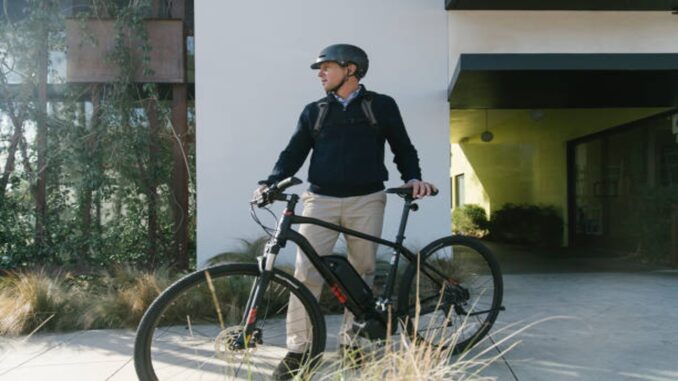 Guida completa alle bici da città e e-bike più innovative per il pendolare moderno